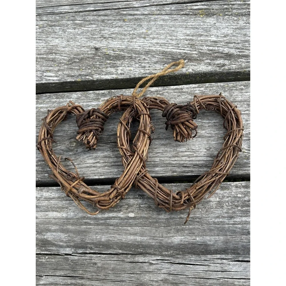 Double Heart Grapevine Wreath 13.5 in x 9 in Farmhouse Country Living Decor